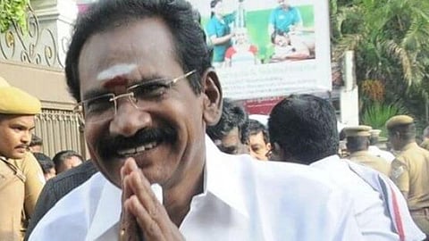 மீனாட்சியம்மன் கோயிலில் மழைநீர் புகாமல் இருக்க பாண்டிய மன்னர்களின் கால வடிகால்முறை செயல்படுத்த திட்டம்: அமைச்சர் செல்லூர் ராஜூ தகவல்