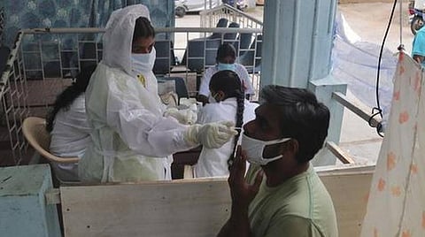 அக்.11-ம் தேதி சென்னை நிலவரம்; கரோனா தொற்றிலிருந்து மீண்டவர்கள், சிகிச்சையில் இருப்பவர்கள்: மண்டல வாரியான பட்டியல்