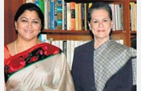 காங்கிரஸிலிருந்து விலகுகிறேன்: சோனியா காந்திக்கு குஷ்பு கடிதம்