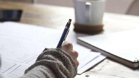 ஆராய்ச்சியாளர்களை தமிழகம் ஊக்குவிப்பதில்லை: உயர் நீதிமன்றம் அதிருப்தி