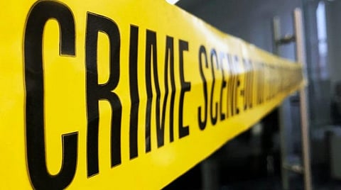 மதுரை அருகே இளைஞர் கொலை: சடலத்தை சாக்குமூட்டையில் கட்டி கால்வாயில் வீசிய கொடூரம்