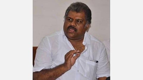 நடைமுறைக்கு சாத்தியமில்லாததை திமுக கூறுகிறது: ஜி.கே.வாசன் புகார்