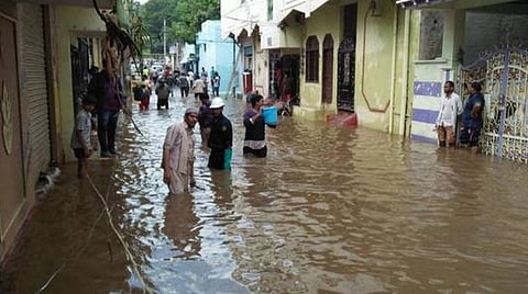 தத்தளிக்கும் ஹைதராபாத்: பாடம் கற்கவில்லை யாரும்