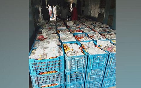 ஆந்திராவிலிருந்து மற்றொரு கிசான் ரயில் 242 டன் பழங்கள், காய்கறிகளுடன் டெல்லிக்குப் புறப்பட்டது | படம்: ஏஎன்ஐ