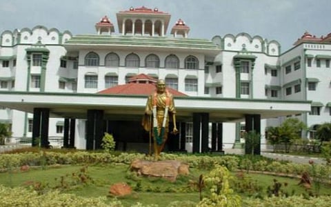 கோகுல்ராஜ் கொலை வழக்கில் கைதானவர் தந்தையை பார்ப்பதற்காக ஜாமீன் கேட்டு மனு: விசாரணை ஒத்திவைப்பு