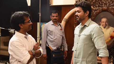 'தளபதி 65' படத்திலிருந்து விலகினார் ஏ.ஆர்.முருகதாஸ்: பின்னணி என்ன?