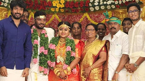 'சுல்தான்' இயக்குநர் திருமணம்: பிரபலங்கள் வாழ்த்து