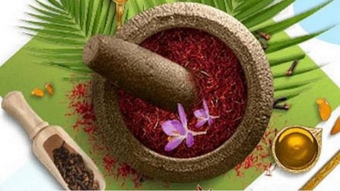 தமிழகத்தில் முக்கிய கோயில்களில் சித்த மருத்துவமனை தொடங்க அரசு திட்டம்: உயர் நீதிமன்றத்தில் தகவல்