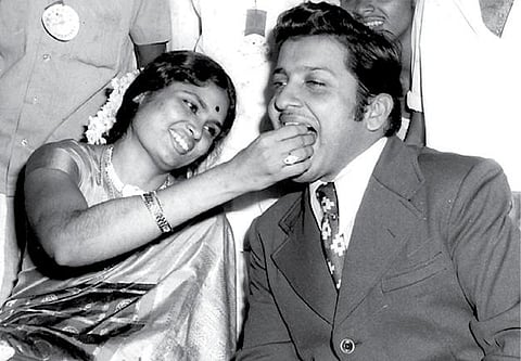 திருமண நாளில் சிவகுமார் - லட்சுமி தம்பதி அன்று