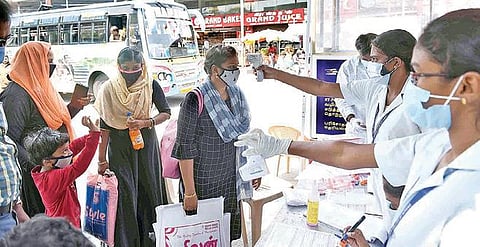 கோவை மாநகரில் கரோனா தொற்று பரவல் குறைகிறது: பரிசோதனை எண்ணிக்கை குறைக்கப்படவில்லை என ஆணையர் தகவல்