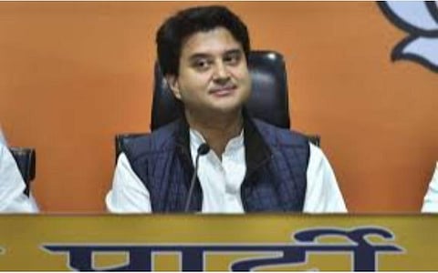 ‘‘ஆம் நான் நாய் தான்’’- கமல்நாத்துக்கு ஜோதிராதித்ய சிந்தியா பதிலடி