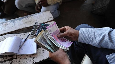 போலீஸார் லஞ்சம் கேட்டால் தராதீர்கள்: புகார் தெரிவிக்க டயல் செய்யுங்கள்