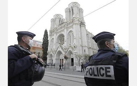 பயங்கரவாதத்துக்கு எதிரான போரில் பிரான்ஸ் வெல்லட்டும்!