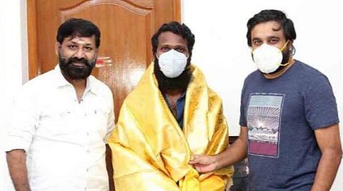 வெற்றிமாறன் கதை, திரைக்கதையில் சசிகுமார்