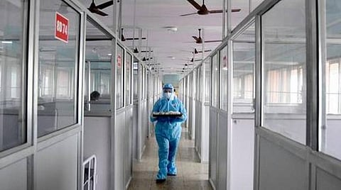 நவம்பர் 4 தமிழக நிலவரம்: மாவட்ட வாரியாக கரோனா தொற்று உள்ளவர்களின் பட்டியல்