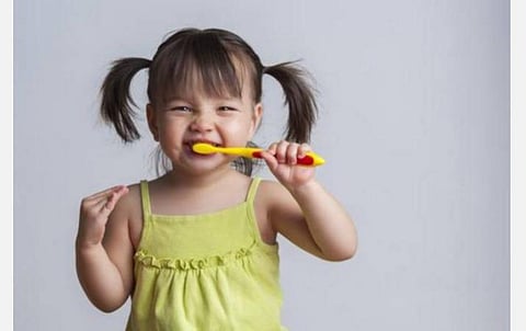 தினமும் 2 முறை பல் துலக்கினால் 80 சதவீத பல், வாய் நோய்களை தடுக்கலாம்: அரசு பல் மருத்துவமனை டீன் விமலா அறிவுரை