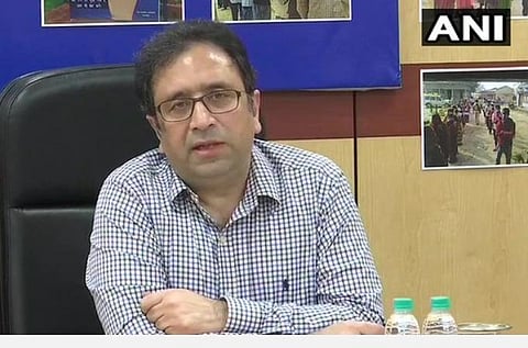 டெல்லியில் நிருபர்களுக்கு பேட்டி அளித்த தேர்தல் ஆணைய அதிகாரி சுதிப்ஜெயின் : படம் ஏஎன்ஐ