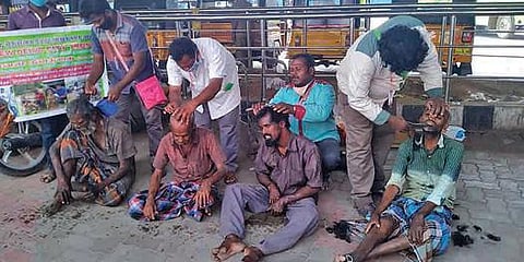 ஆதரவற்ற, மனநலம் பாதிக்கப்பட்ட 70 பேருக்கு இலவச முடி திருத்தம்