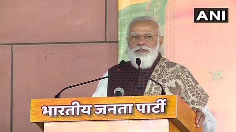 பாஜக அலுவலகத்தில் பிரதமர் மோடி, தொண்டர்கள் மத்தியில் பேசிய காட்சி : படம் | ஏஎன்ஐ.