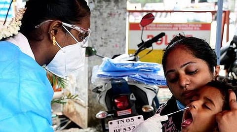 நவ.13 சென்னை நிலவரம்; கரோனா தொற்றிலிருந்து மீண்டவர்கள், சிகிச்சையில் இருப்பவர்கள்: மண்டல வாரியான பட்டியல்