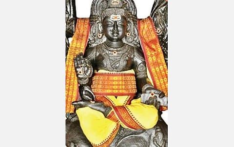 குருப்பெயர்ச்சி பொதுப்பலன்கள்: விருச்சிக ராசி வாசகர்களே (15.11.2020 முதல் 13.11.2021 வரை)