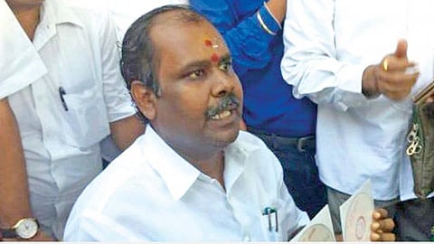 பருவமழை தொடர்பாக சமூக வலைதளங்களில் ஆதாரமற்ற செய்தி வெளியிட்டால் நடவடிக்கை: அமைச்சர் உதயகுமார் எச்சரிக்கை