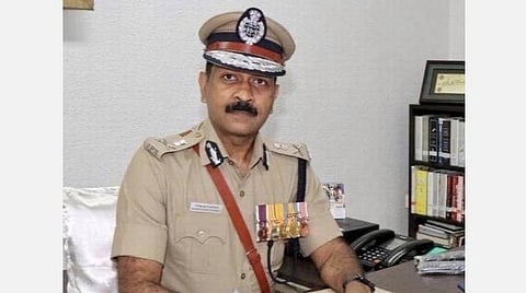 72 காவல் ஆய்வாளர்கள் சென்னையில் பணியிட மாற்றம்