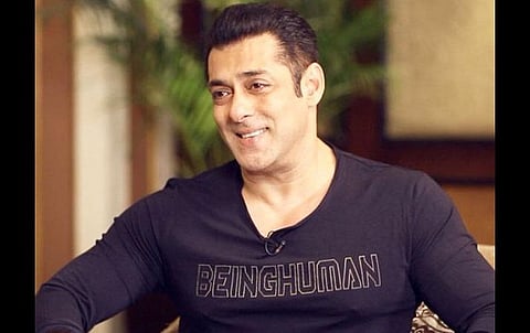 சல்மான்கான் மற்றும் குடும்பத்தினருக்குக் கரோனா தொற்று இல்லை: பரிசோதனையில் தகவல்