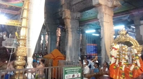 திருப்பரங்குன்றம் சுப்பிரமணிய சுவாமி கோயில் கார்த்திகை தீபத் திருவிழா கொடியேற்றத்துடன் தொடங்கியது