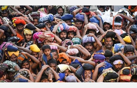 சபரிமலைக்கு செல்லும் ஐயப்ப பக்தர்கள் கடைபிடிக்கவேண்டிய நடைமுறைகள்: சுகாதாரத்துறை வெளியிட்டது