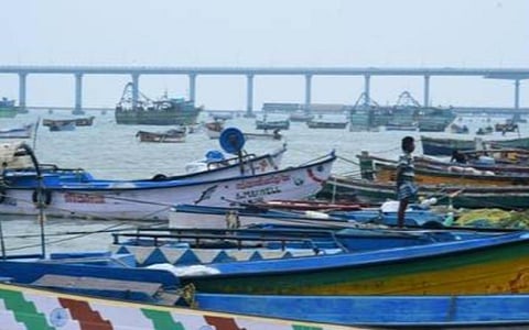 ‘நிவர்’ புயல்; எங்கெங்கு கனமழை பெய்யும்; என்ன பாதிப்புகள் ஏற்படும்? - இந்திய வானிலை ஆய்வு மையம் எச்சரிக்கை