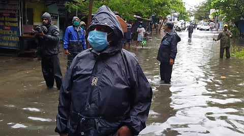 புதுச்சேரியில் நகரப்பகுதிகளில் ஆய்வுப் பணிகளை தொடங்கிய முதல்வர் நாராயணசாமி.