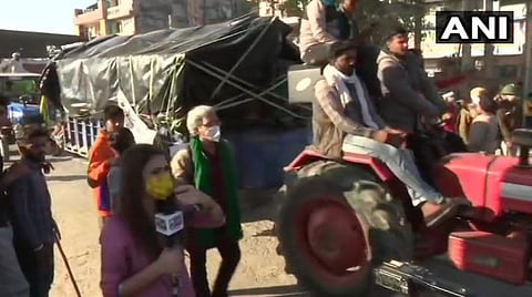 டெல்லி சலோ; விவசாயிகள் போராட்டத்திற்கு காவல்துறை அனுமதி