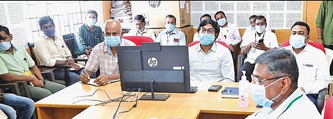 கார்பன் ஆலை வெளியேற்றும் கழிவுநீரால் பாதிப்பு குறைதீர் கூட்டத்தில் திருப்பூர் மாவட்ட விவசாயிகள் குற்றச்சாட்டு