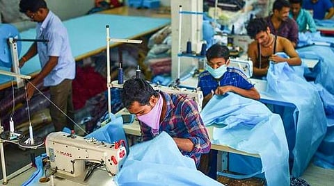 குண்டு துளைக்காத ஜாக்கெட்; பிரத்யேக ஆடைகளின் ஏற்றுமதி வளர்ச்சிக் குழு அமைக்கும் திட்டங்கள்: ஜவுளித்துறை அமைச்சகம் வரவேற்பு