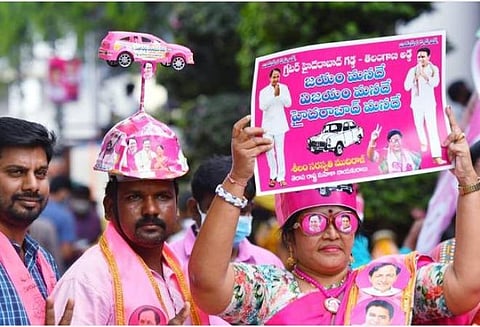 ஹைதராபாத் மாநகராட்சித் தேர்தல்: யாருக்கும் பெரும்பான்மை கிடைக்காத சூழல்; ஆளும் டிஆர்எஸ் முன்னிலை