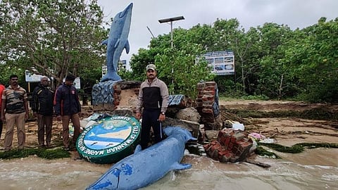 காற்றழுத்தத் தாழ்வுப் பகுதியாக வலுவிழந்த புரெவி புயல்: தொடர் சூறாவளியால் பாதிப்பிற்குள்ளான குருசடை தீவு