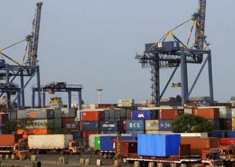 8,397 கன்டெய்னர்களை கையாண்டு சென்னை துறைமுகம் சாதனை
