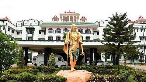 அனைத்து நகரங்களின் மாஸ்டர் பிளானை இணையத்தில் வெளியிடக்கோரி வழக்கு: தமிழக அரசுக்கு உயர் நீதிமன்றம் நோட்டீஸ்