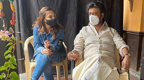 'அண்ணாத்த' படப்பிடிப்பில் ரஜினி: வைரலாகும் புகைப்படம்