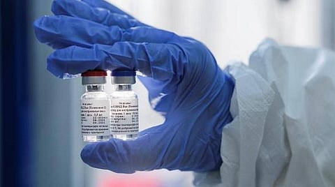 போதிய தரவுகள் இன்றி கரோனா தடுப்பூசியை அனுமதிக்கக் கூடாது