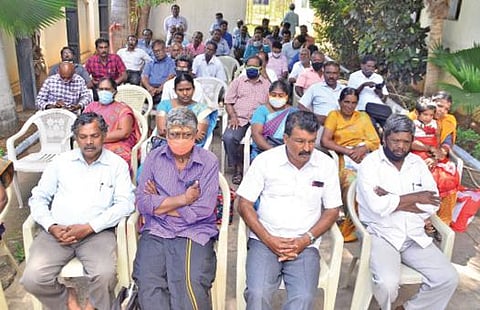 பிஎஸ்என்எல் ஊழியர்கள் உண்ணாவிரதம்