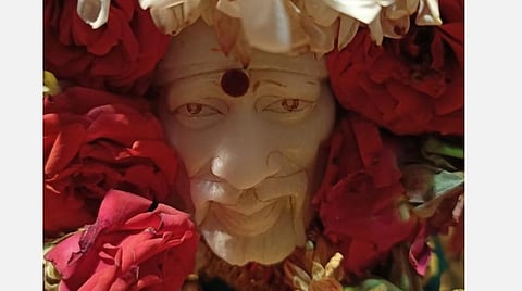 ’என்னிடம் வைக்கும் பிரார்த்தனைகளை நிச்சயம் நிறைவேற்றித் தருவேன்!’ - அருள்மழை பொழியும் ஷீர்டி சாயிபாபா