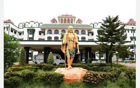 கோயில் திருவிழாக்களை ஒளிபரப்ப திருக்கோவில் டிவி தொடங்க தடை விதிக்க முடியாது: உயர் நீதிமன்றக் கிளை உத்தரவு