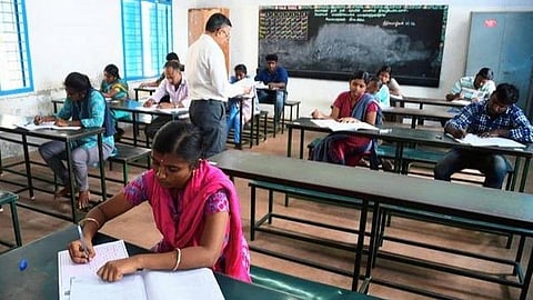 இந்து தமிழ் திசை செய்தி எதிரொலி: குரூப்-1 தேர்வுக்கு பழைய நடைமுறையிலேயே ஹால் டிக்கெட் பதிவிறக்கம் செய்து கொள்ளலாம்- டிஎன்பிஎஸ்சி அறிவிப்பால் தேர்வர்கள் மகிழ்ச்சி