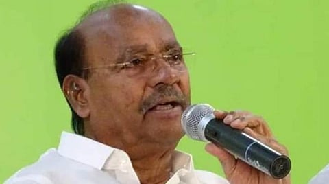 தலைமைச் செயலக உதவியாளர் பணி; வயது வரம்பை 40 ஆக உயர்த்த வேண்டும்: ராமதாஸ் வலியுறுத்தல்