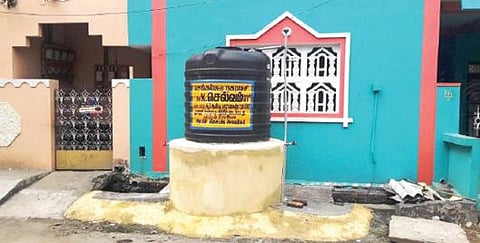 செங்கல்பட்டு நகராட்சி கோகுலபுரம் கம்பர் தெருவில் உள்ள குடிநீர் தொட்டி.