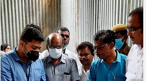 மின்னணு வாக்குப்பதிவு இயந்திரங்களின் செயல்பாடுகளை ஆய்வு செய்யும் பணி தொடக்கம்.