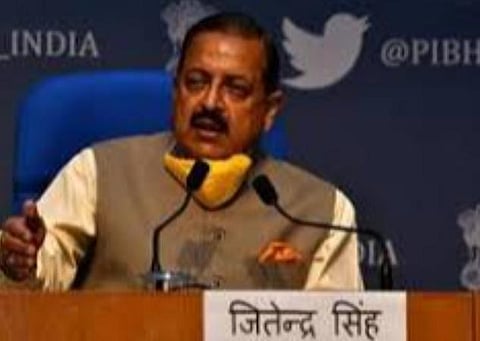 பணியின் போது ஊனம் ஏற்பட்டு பணியில் தொடர்ந்தாலும் அரசு ஊழியர்களுக்கு இழப்பீடு