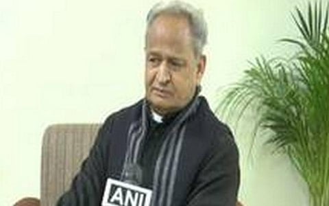 பிரிட்டனுக்கு மீண்டும் விமானப் போக்குவரத்து வேண்டாம்: எச்சரிக்கும் ராஜஸ்தான் முதல்வர் அசோக் கெலாட்